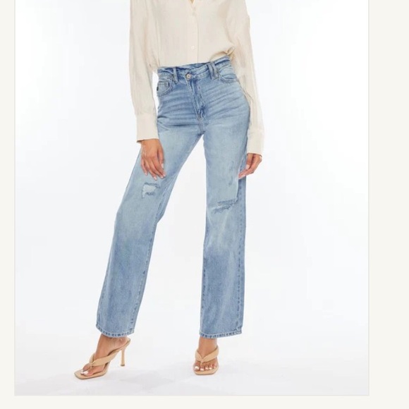 KanCan Denim - KanCan 90's Wide Leg
Straight Jeans size 7/27